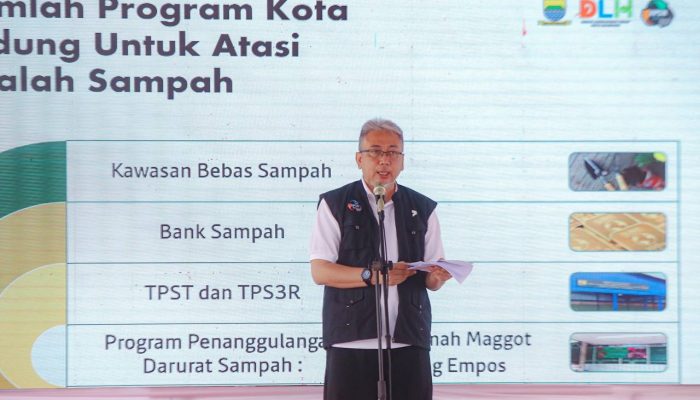 DLH Kota Bandung: Sampah di Pasar Caringin Tanggung Jawab Pihak Swasta