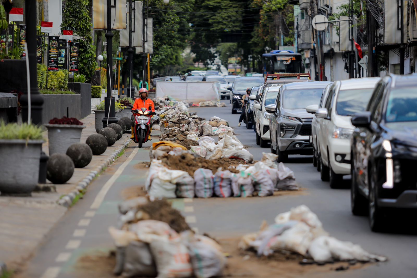 PT BII Hentikan Sementara Proyek Galian di 31 Ruas Jalan Kota Bandung
