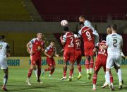 Kandaskan Barito Putera, Persib Dekati Puncak Klasemen