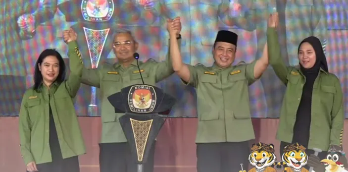 Pasangan Farhan-Erwin Ditetapkan Pemenang Pilwalkot Bandung