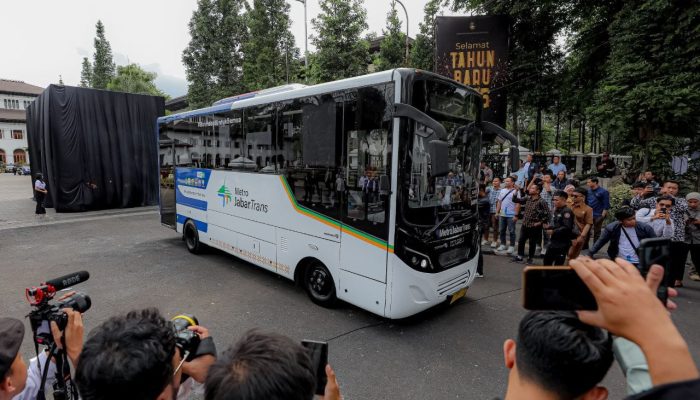 Bus Metro Jabar Trans Diresmikan, Layani Sejumlah Rute Ini