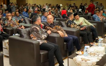BPK Serahkan LHP Kepatuhan Pengelolaan Pajak dan Retribusi Daerah kepada Pemkot Bandung