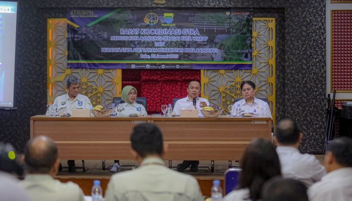 Pemkot dan Kantor Pertanahan Inisiasi Bandung Sebagai Kota Wakaf