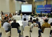 Diskusi dan Tukar Gagasan di Pembinaan Camat Se-Kota Bandung
