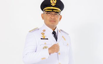 Siap Dilantik, Ini Dia Profil Muhammad Farhan