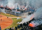 Jelang El Clasico Indonesia, Ribuan Bobotoh Bakar Semangat Tim Persib