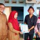 Ketua DPRD Kabupaten Cirebon Turut Memfasilitasi Penyerahan Ijazah Paket C Untuk Warga