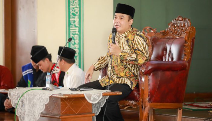 Kang Erwin Ajak Remaja Masjid Jadi Generasi Cerdas dan Berkarakter