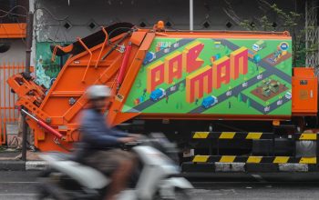 Kick Off Penanganan Sampah Dimulai, Pemkot Bandung Luncurkan Mobil Pacman