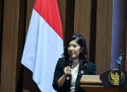 Di Retreat Kepala Daerah, Meutya Hafid Tantang Transformasi Digital