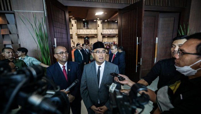 Wali Kota Bandung Berharap Perguruan Tinggi Ikut Andil Tuntaskan Masalah Sampah