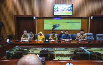 Pemkot Bandung Terus Cari Solusi Pengelolaan Sampah yang Efektif