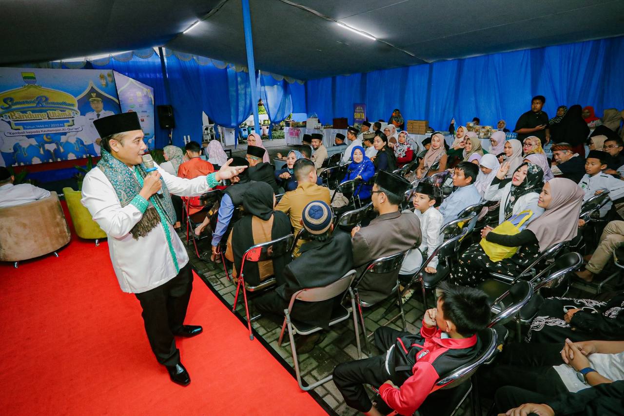 Safari Ramadan di Kecamatan Bandung Kidul, Erwin Ajak Warga Berpikir Positif