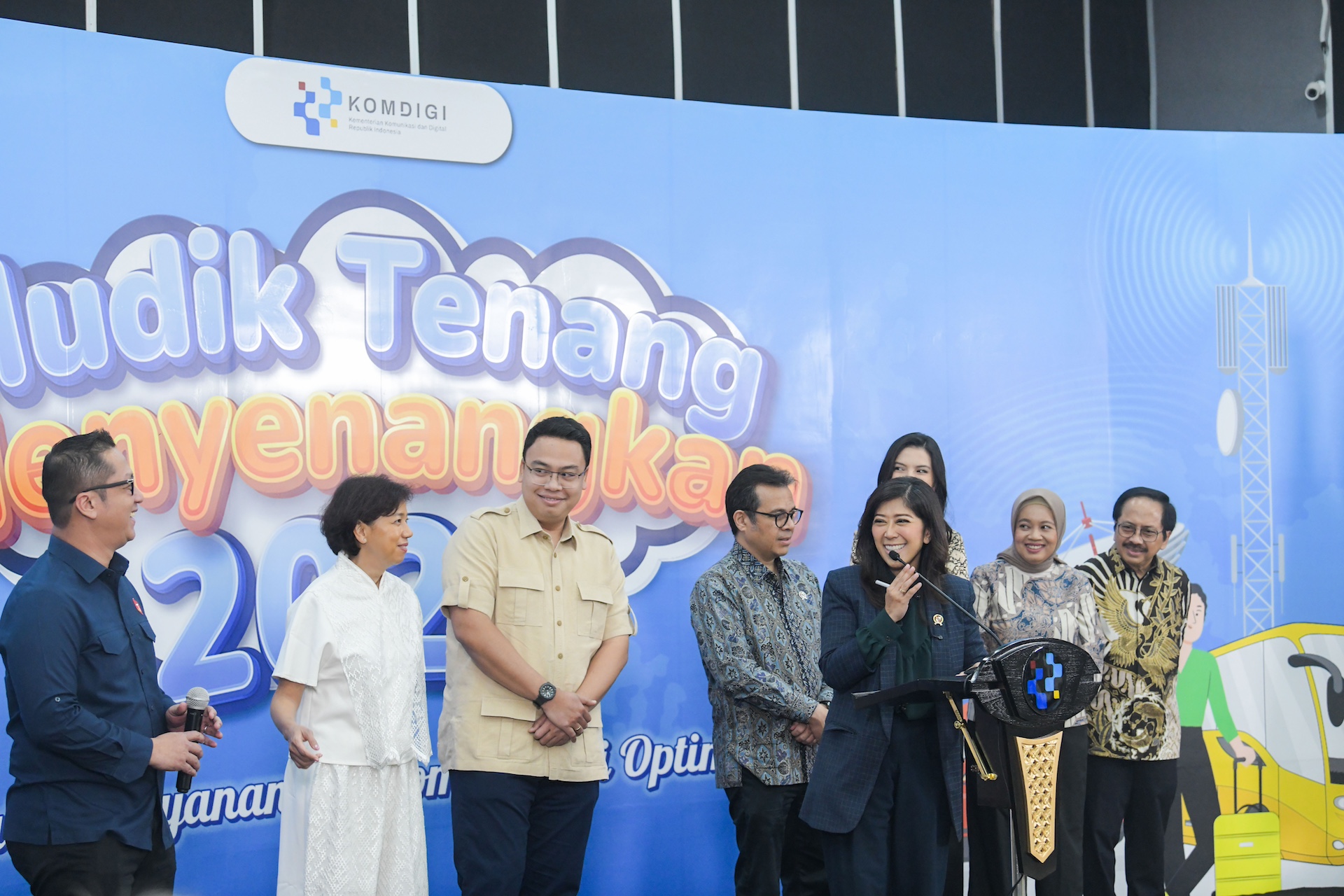 Meutya Hafid: Pemerintah dan Operator Seluler Sediakan Paket Internet Murah