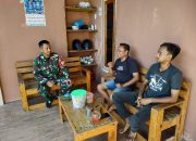 Babinsa Kelurahan Sukapura Laksanakan Anjangsana Bahas Pertanian dan Penjualan Gabah