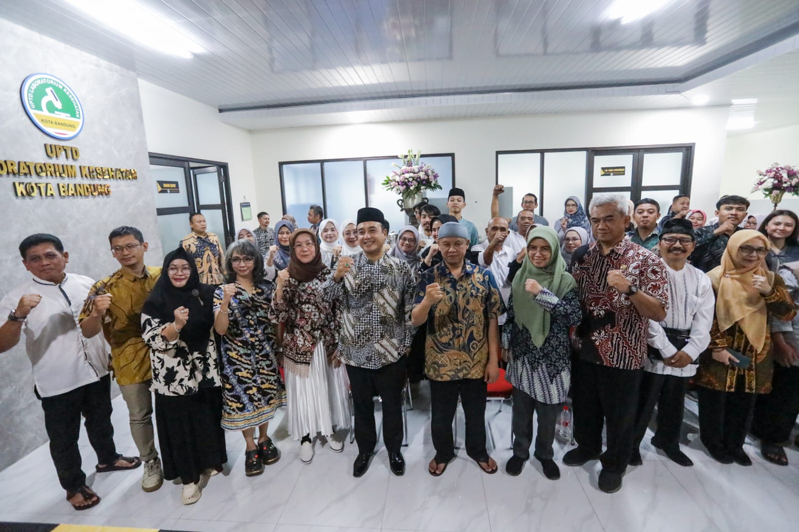 Kemenkes Labeli UPTD Labkes Kota Bandung Akreditasi Paripurna