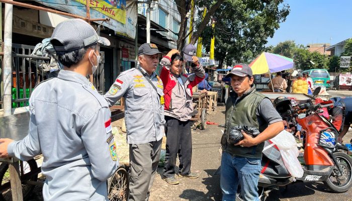 Satgas Linmas Astanaanyar Intensifkan Penertiban PKL dan Ketentraman Umum