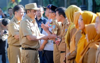 Pemkot Bandung Lepas 46 Jemaah Calon Haji ASN