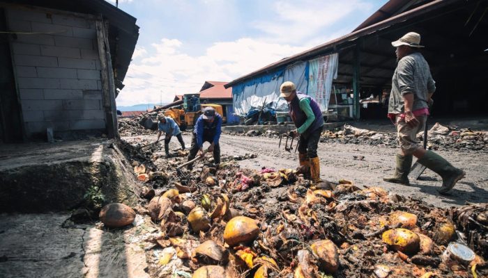 Gebrakan Bersih-bersih Pasar Gedebage: Dua Hari Nonstop, Ribuan Kubik Sampah Diangkut