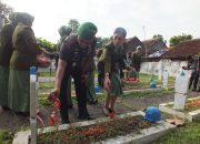 Dandim 0614/Kota Cirebon Beserta Ketua Persit KCK Cab.XXV Ikuti Ziarah Rombongan di TMP Kesenden dalam Rangka HUT Kodam III/Siliwangi ke-79