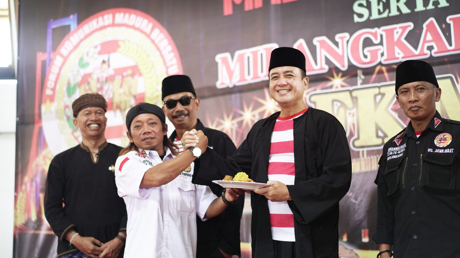 Bandung Kota Inklusif, Rayakan Keberagaman Lewat Pagelaran Budaya Madura dan Sunda