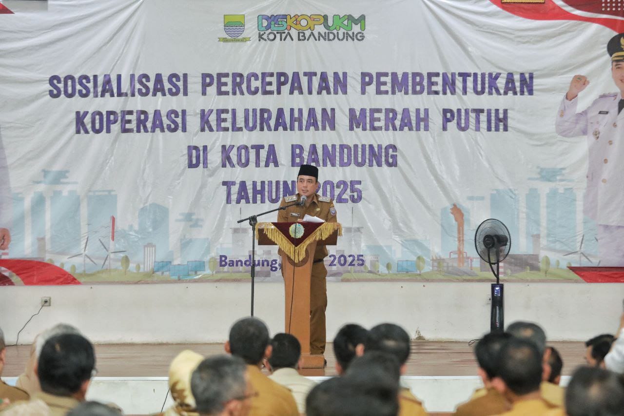 “Koperasi bukan sekadar badan usaha biasa. Koperasi adalah wadah kebersamaan, semangat gotong royong, dan solusi nyata dalam membangun kemandirian ekonomi masyarakat,” ujar Wakil Wali Kota Bandung, Erwin