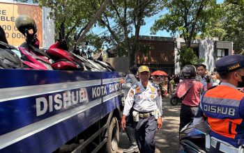Dishub Kota Bandung Tertibkan Parkir Liar
