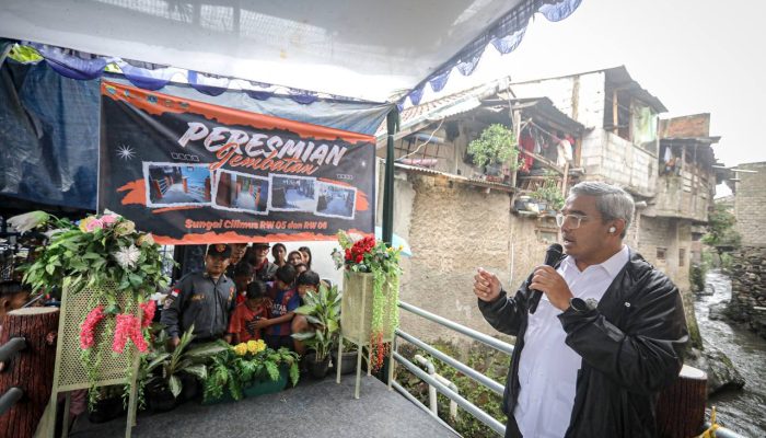 Jembatan Penghubung di Kelurahan Pajajaran Resmi Dioperasikan