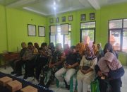 Babinsa Kelurahan Kesambi Hadiri Sosialisasi HIV/AIDS, Stunting, dan TBC Bersama Warga
