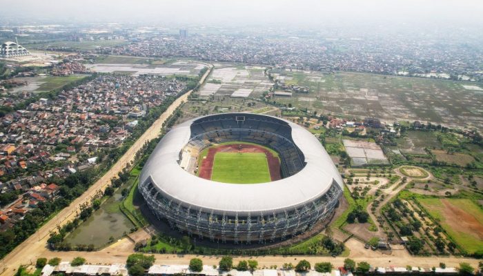 Farhan: Kota Bandung Siap Jadi Tuan Rumah Piala Presiden 2025