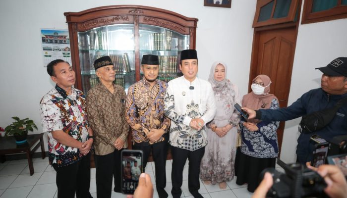 Hadiri Seminar LDII Kota Bandung, Erwin Ingatkan Pentingnya Kesehatan Reproduksi