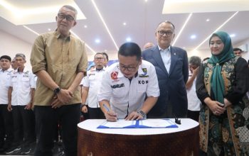 Pelantikan Pengurus KONI Kota Cirebon 2025-2029, Wakil Wali Kota : Pembinaan Olahraga Harus Terstruktur dan Inklusif