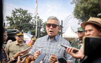 Farhan Bakal Tindak Pelaku Pungli SPMB
