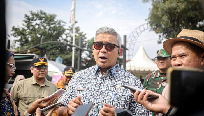 Farhan Bakal Tindak Pelaku Pungli SPMB