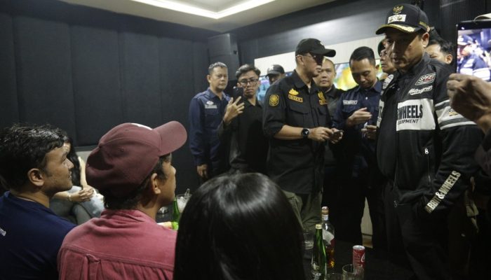 Sejumlah Tempat Hiburan di Kota Bandung Dirazia