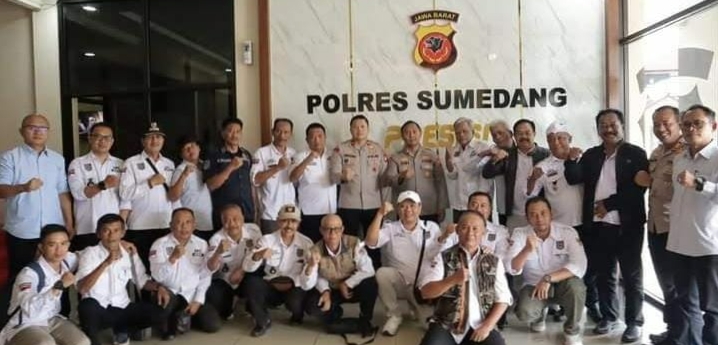 Buntut Lapdu Kades Ciuyah, Tim Buser Buru Oknum Wartawan dan LSM