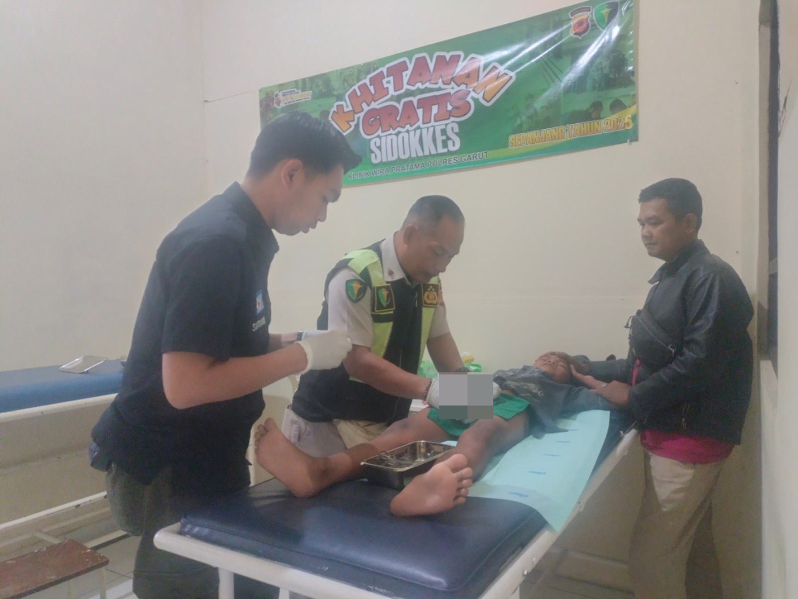 Sidokkes Polres Garut Gelar Khitanan Gratis, Wujud Kepedulian untuk Anak Sholeh
