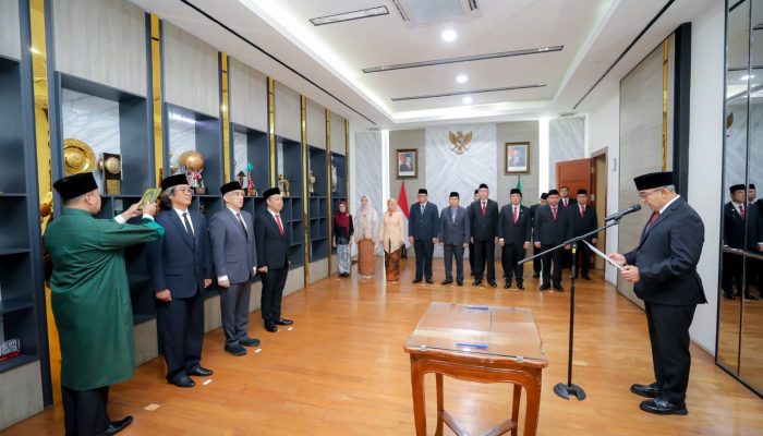 Lantik Kepala Dinas dan Badan, Farhan Ingatkan Mitigasi, Infrastuktur, dan Inovasi