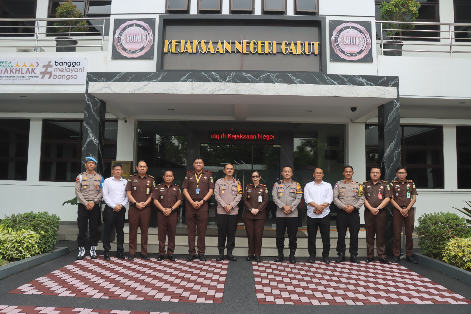 Perkuat Sinergi Penegakan Hukum, Kapolres Garut Lakukan Kunjungan Silaturahmi ke Pengadilan Negeri dan Kejari